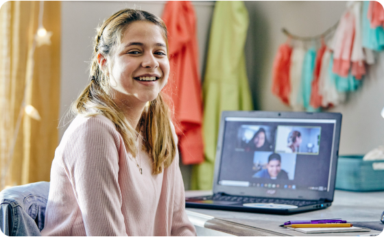 student attending online class